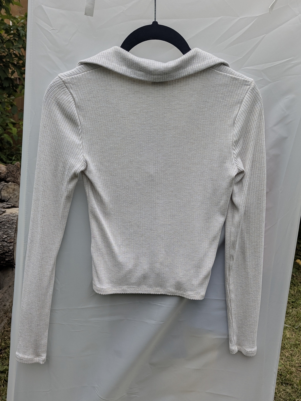 Wilfred Off White Ribbed V-Neck Polo Sweater Top Aritzia Basic Clean City Girl - Picture 14 of 15